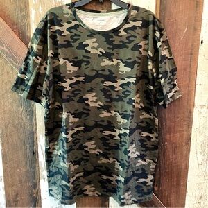 NWT Nomad Green and Brown Camouflage Crew Neck Short Sleeve Tee